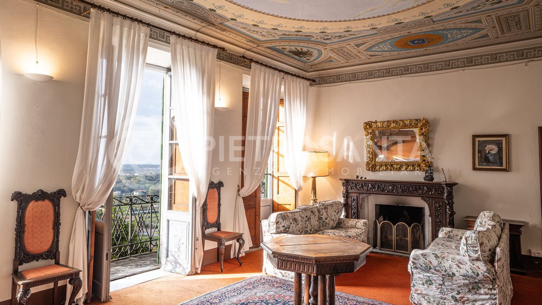 Villa in Camaiore, Tuscany, Italy 3 - 17851261
