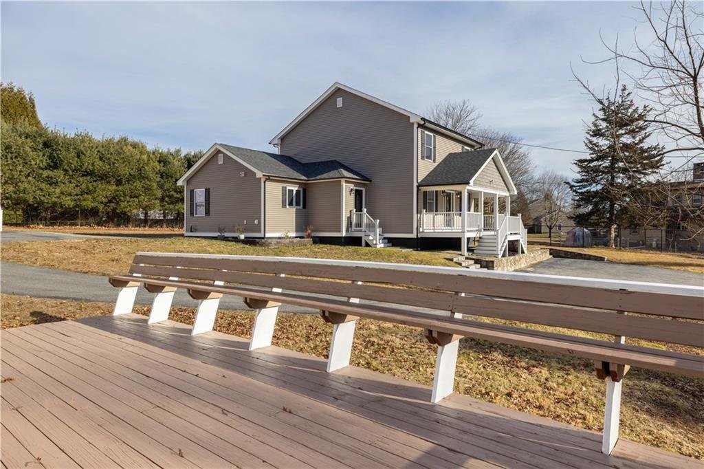 House in Cranston, Rhode Island, United States 3 - 17851277