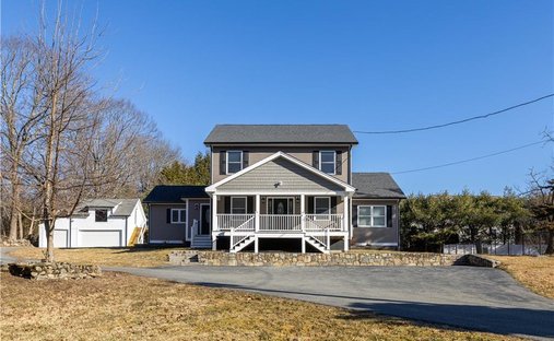 House in Cranston, Rhode Island, United States 1