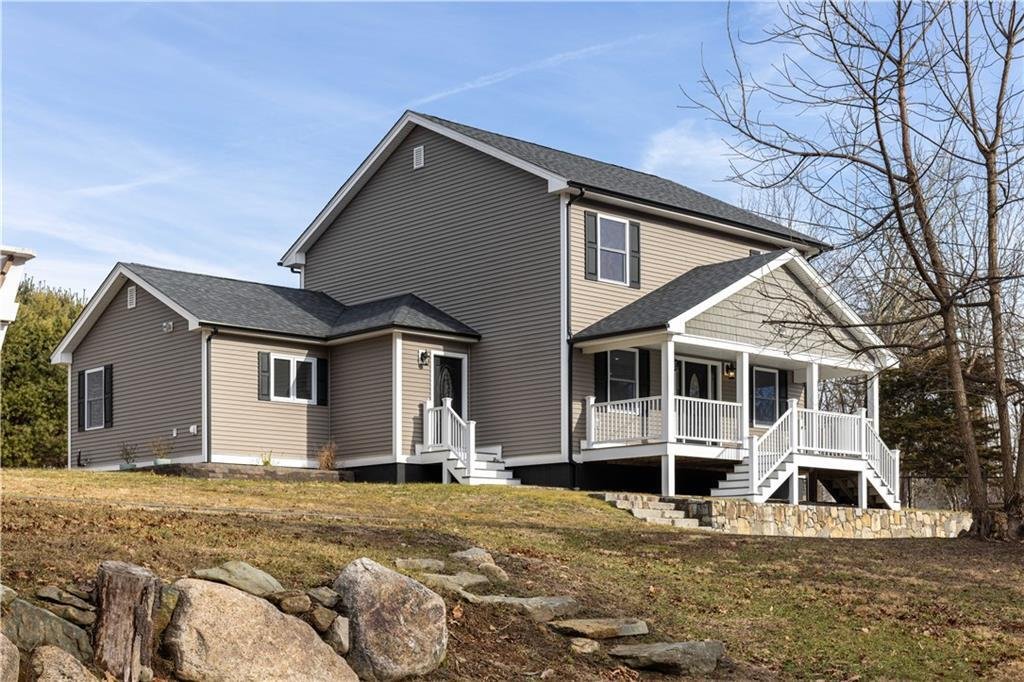 House in Cranston, Rhode Island, United States 2 - 17851277
