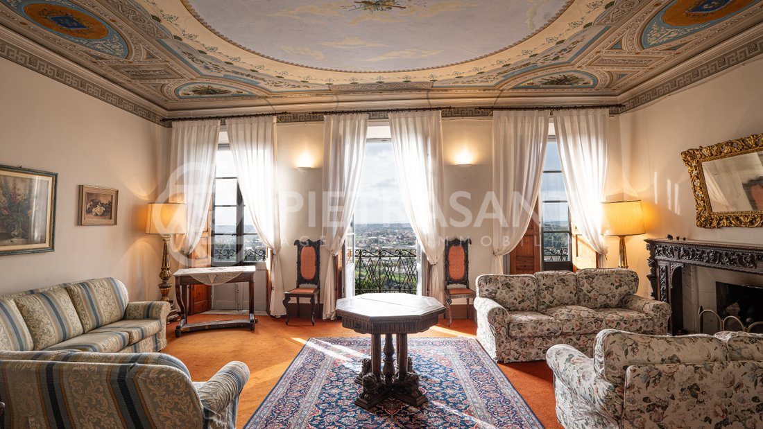 Villa in Camaiore, Tuscany, Italy 4 - 17851261