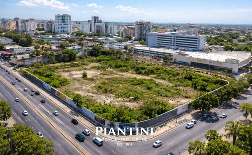 Land in Santo Domingo, Distrito Nacional, Dominican Republic 1