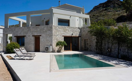 Villa à Community of Achlada, Gazi, Grèce 1