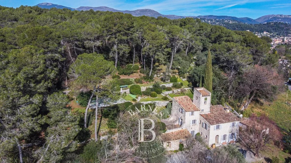 Estate in Centre du Village, La Colle-sur-Loup, France 2 - 15965488