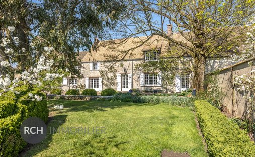 House in Longnes, Ile-de-France, France 1