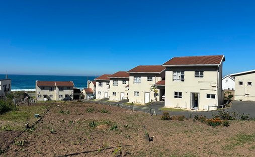 Estate in Scottburgh, KwaZulu-Natal, South Africa 1