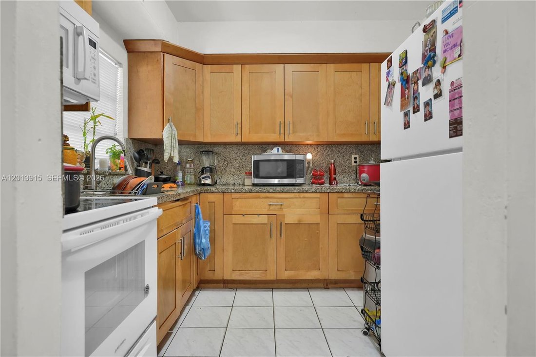 House in Miami, Florida, United States 4 - 17855186