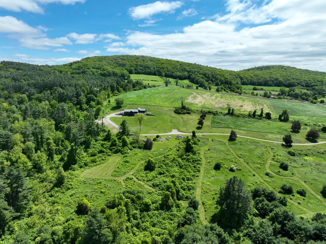 Land in Salisbury, Connecticut, United States 1 - 17857302