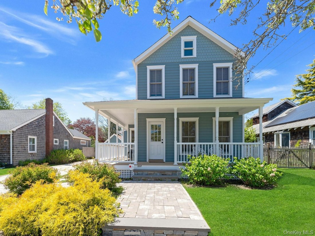 House in Greenport West, New York, United States 1 - 17444712