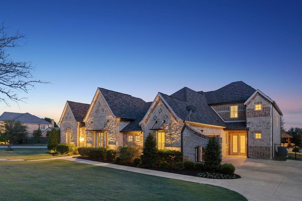 House in Lewisville, Texas, United States 2 - 17855815