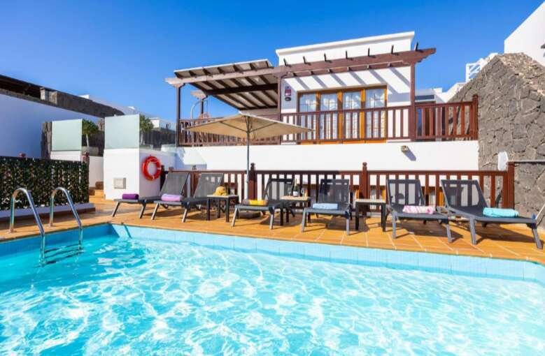 Villa in Playa Blanca, Yaiza, Spain 2 - 17851507