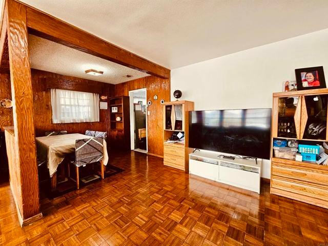 House in Carson, California, United States 4 - 17853970