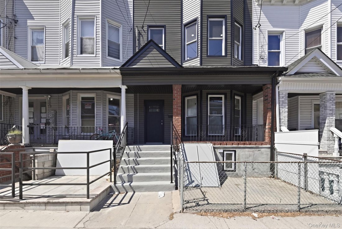 House in New York, New York, United States 2 - 17668051