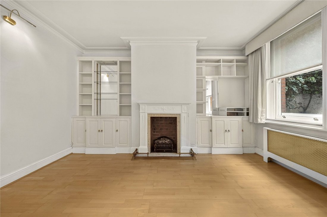 Apartment in Fitzrovia, Camden, England 2 - 17852977