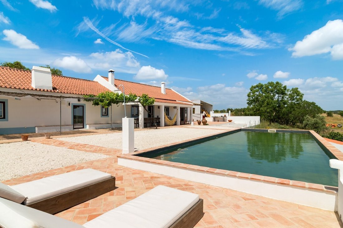 Villa in Azinheira dos Barros e Sao Mamede do Sadao, Setubal, Portugal 5 - 17851633