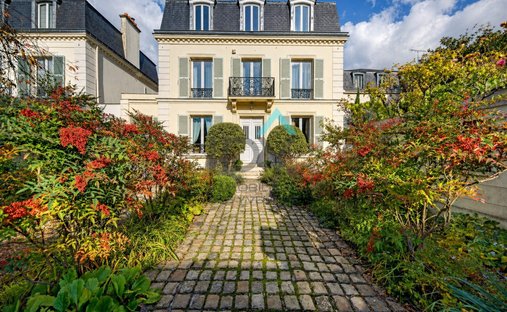 Haus in Forêt, Saint-Germain-en-Laye, Frankreich 1
