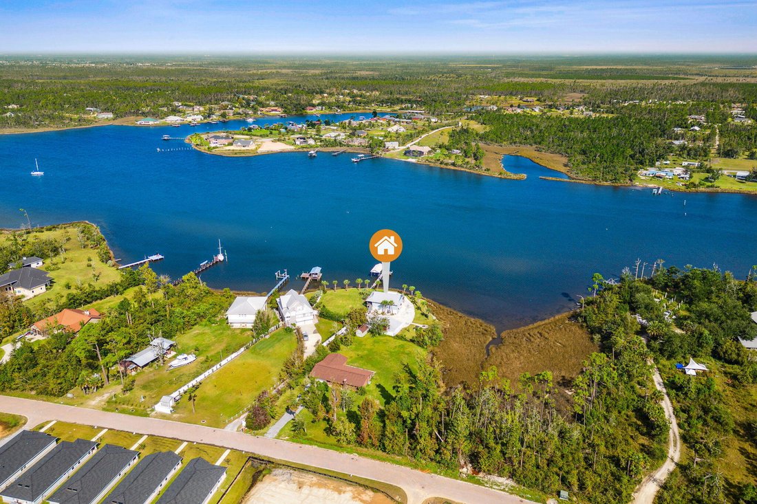 House in Panama City, FL, United States 3 - 17851982