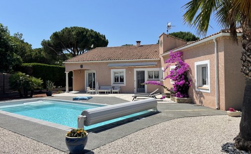 House in Cooperative, Agde, France 1
