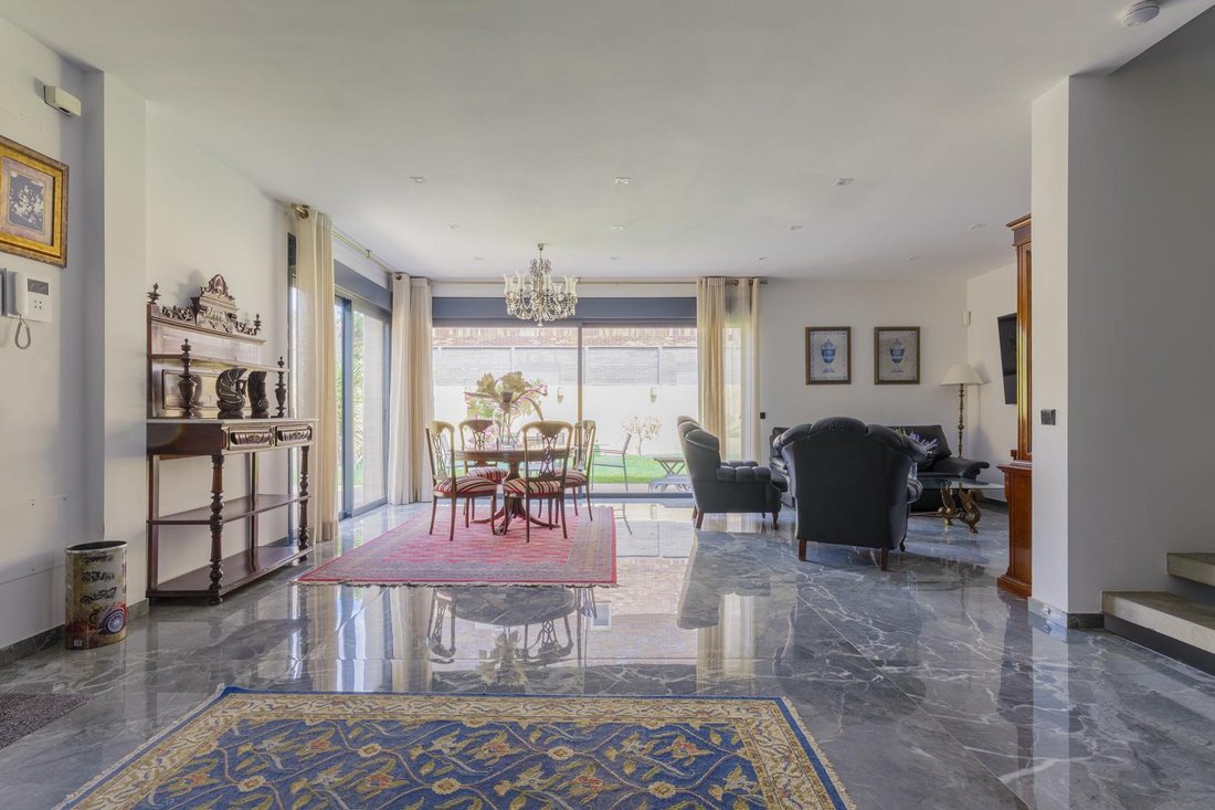 Villa in Pozuelo de Alarcon, Comunidad de Madrid, Spain 5 - 17852939