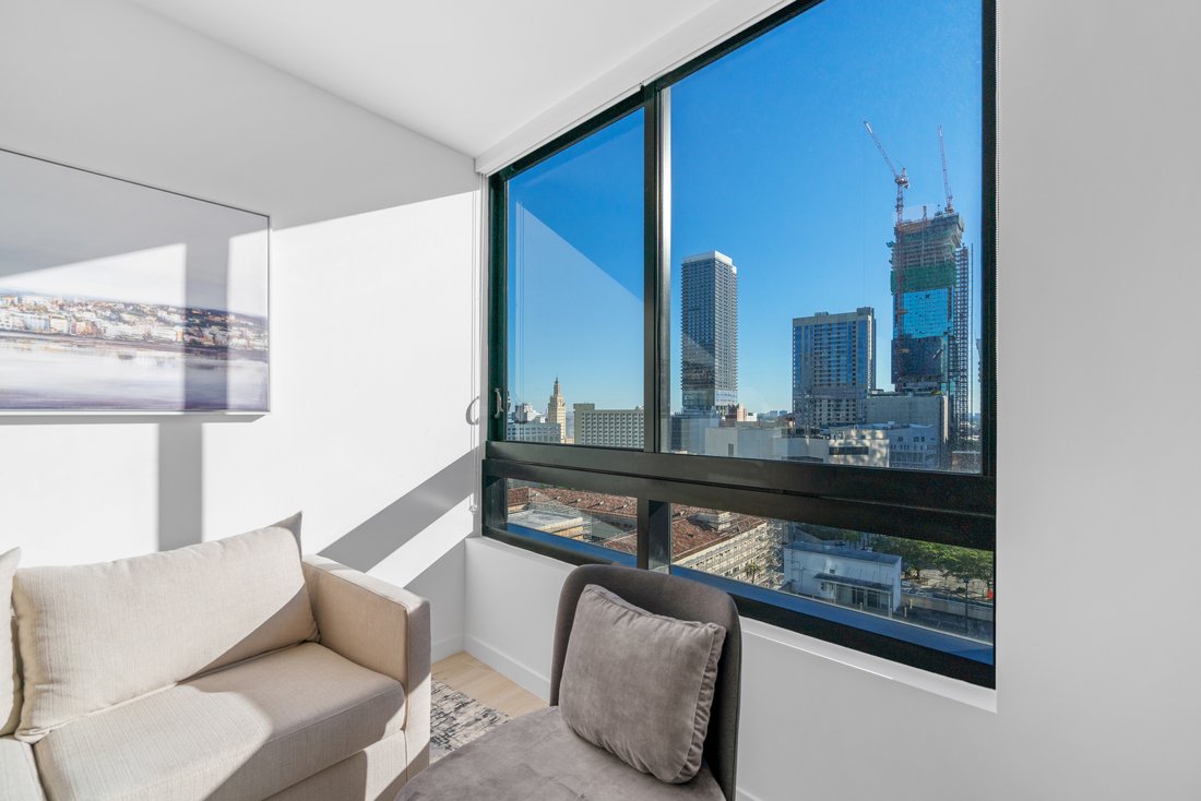 Condo in Miami, Florida, United States 5 - 17852709