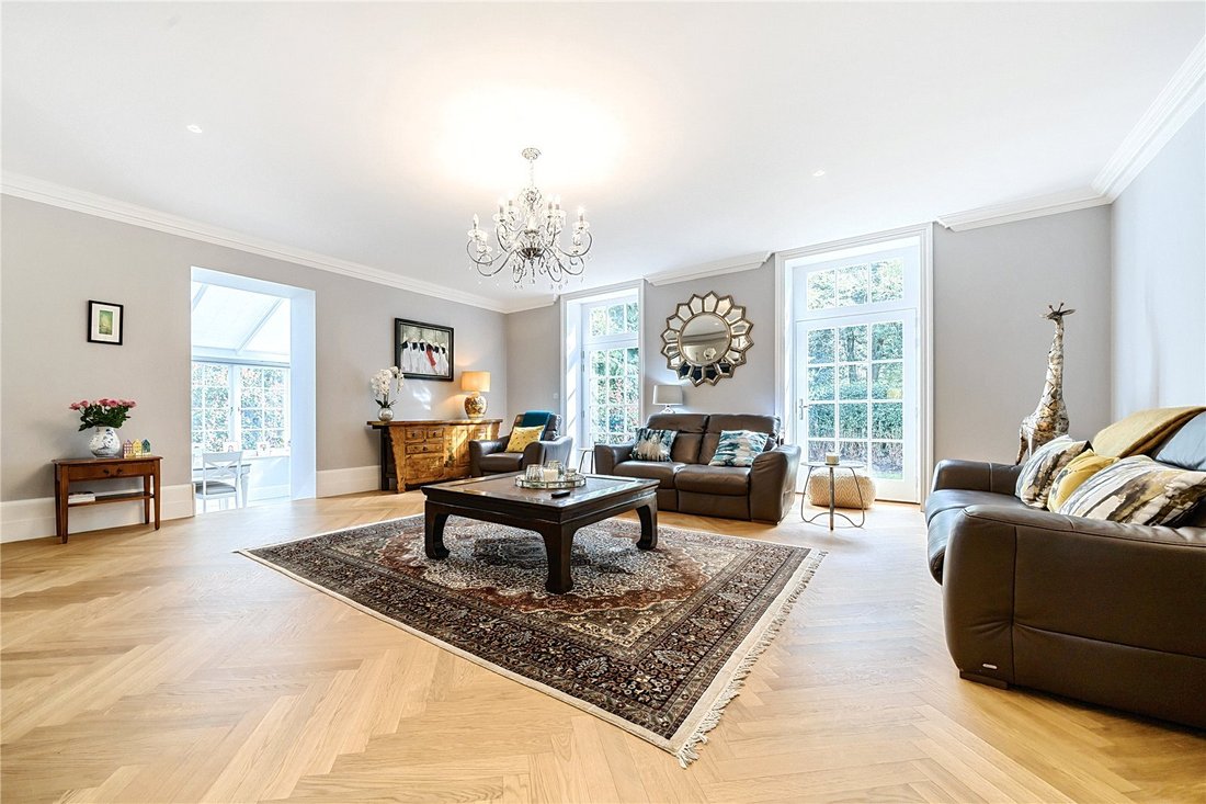 House in Barnet, England 5 - 17854487