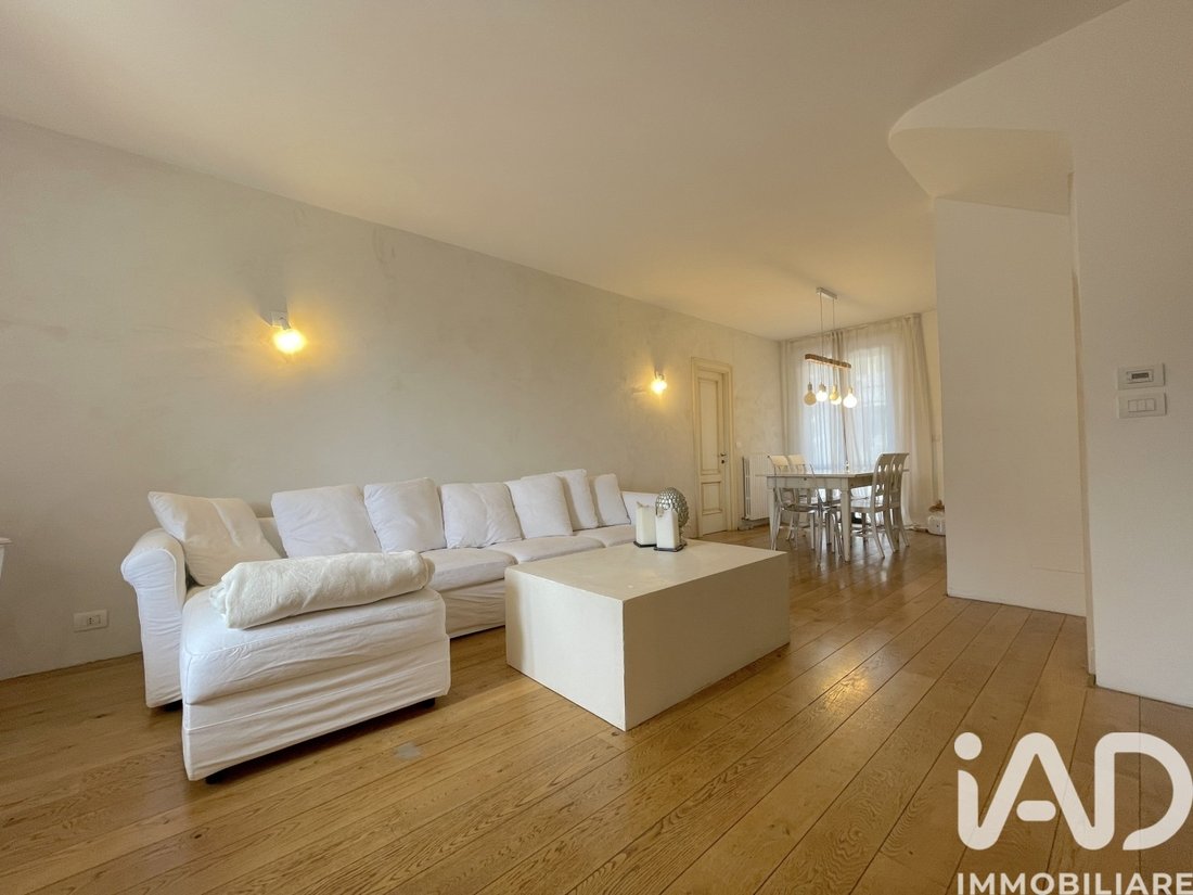 Villa in Montecosaro, Marche, Italy 1 - 17857084