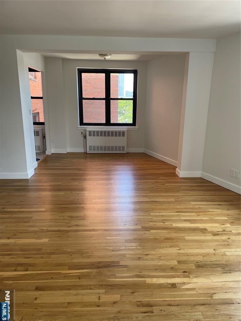 Condo in Fort Lee, New Jersey, United States 4 - 17852668