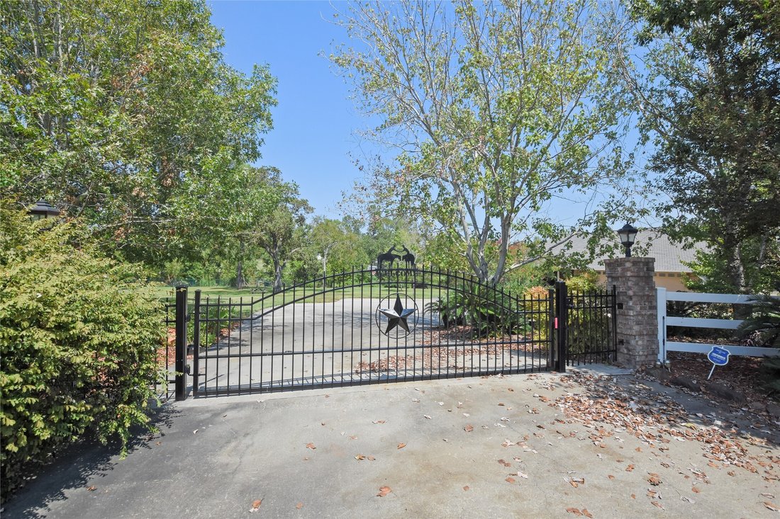 House in Livingston, Texas, United States 5 - 17503789