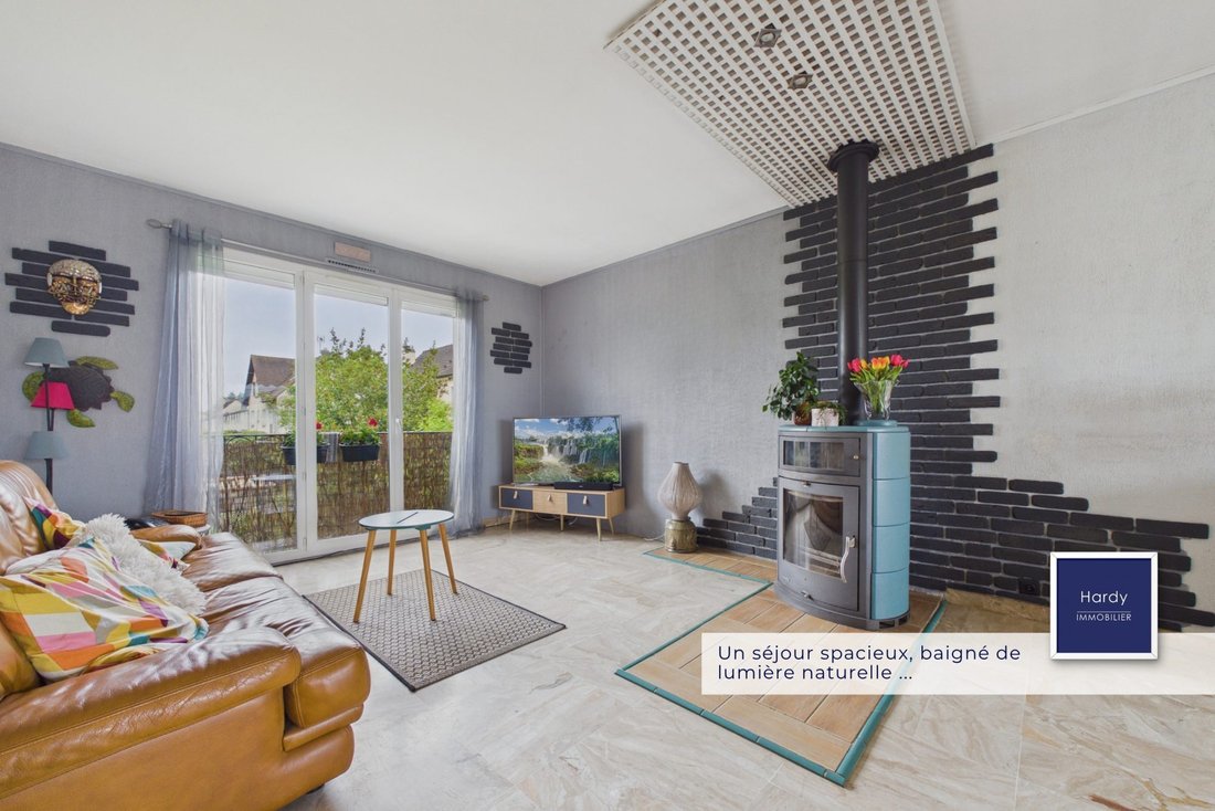 House in Osny, Ile-de-France, France 3 - 17857232