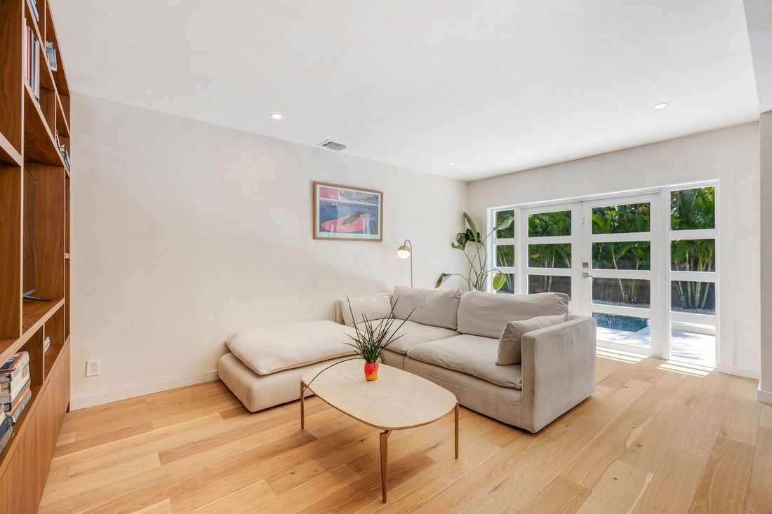 House in Miami, Florida, United States 5 - 17851358