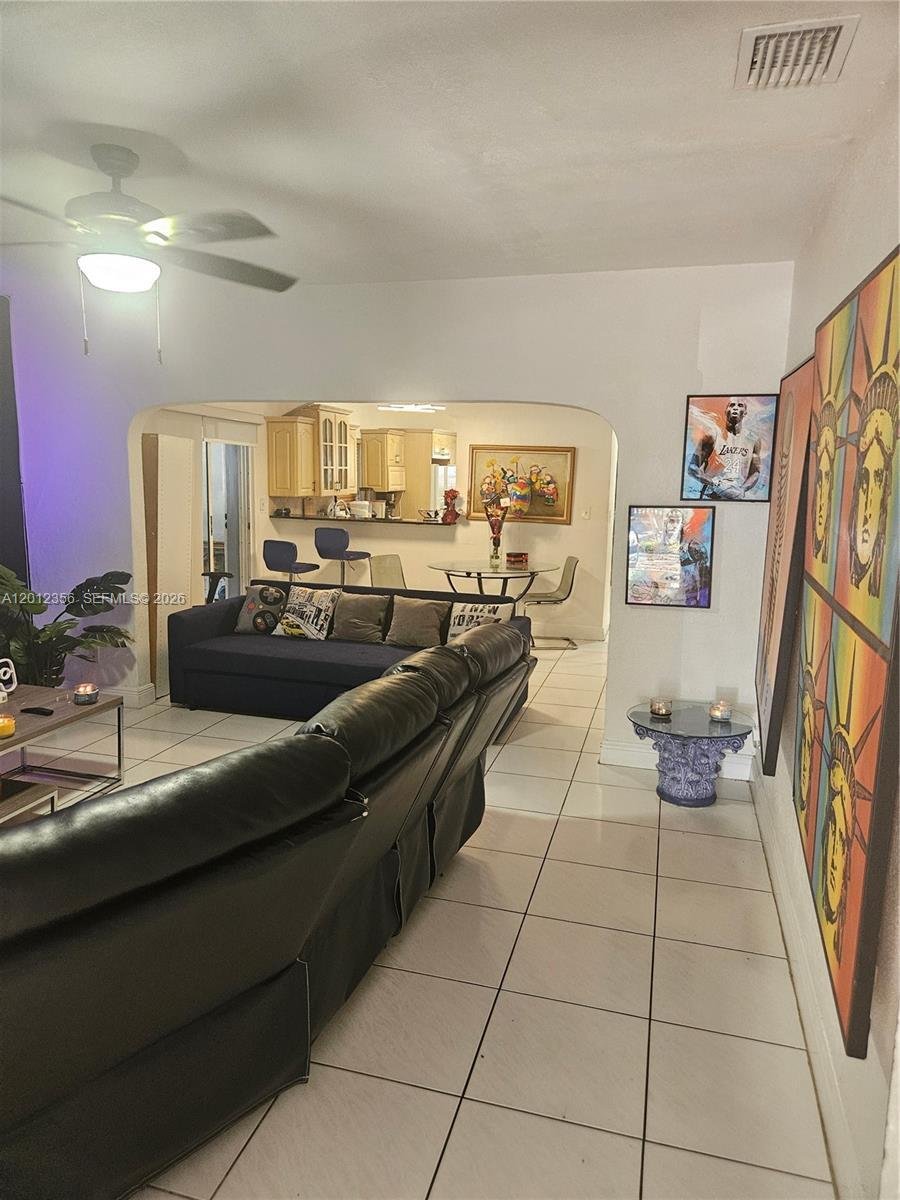 House in Miami, Florida, United States 4 - 17851773