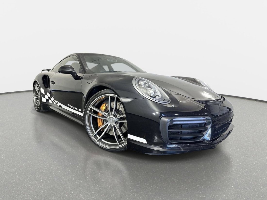 Coupe in Pompano Beach, FL, United States 1 - 16702614