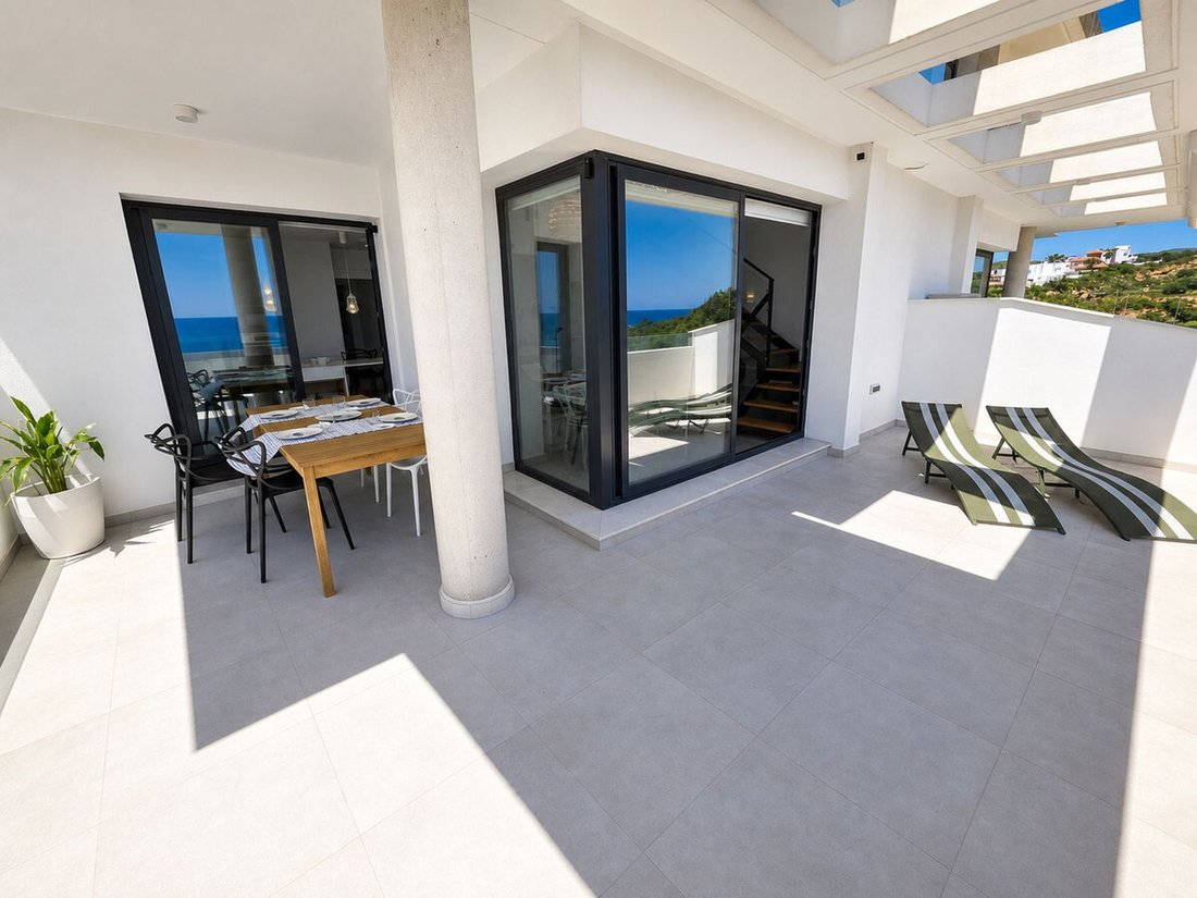 Penthouse in La Alcaidesa, San Roque, Andalusia 2 - 17852847