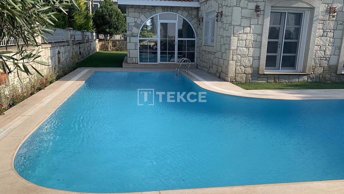 Villa in Çeşme, İzmir, Turkey 2 - 17856245