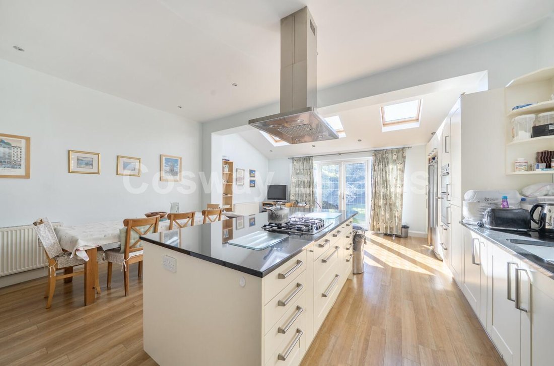 House in Mill Hill, Barnet, England 4 - 17854422