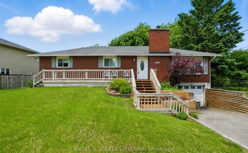 House in Ottawa, Ontario, Canada 1