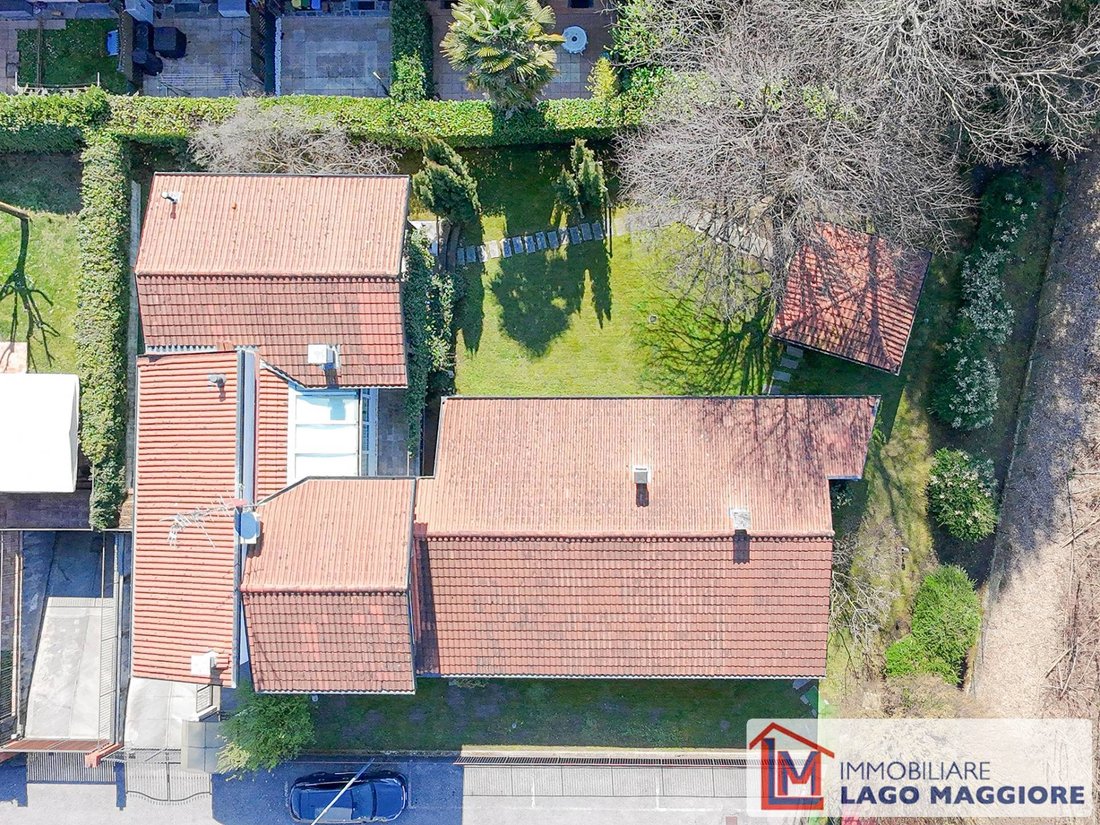 Villa in Travedona Monate, Lombardy, Italy 5 - 17857109