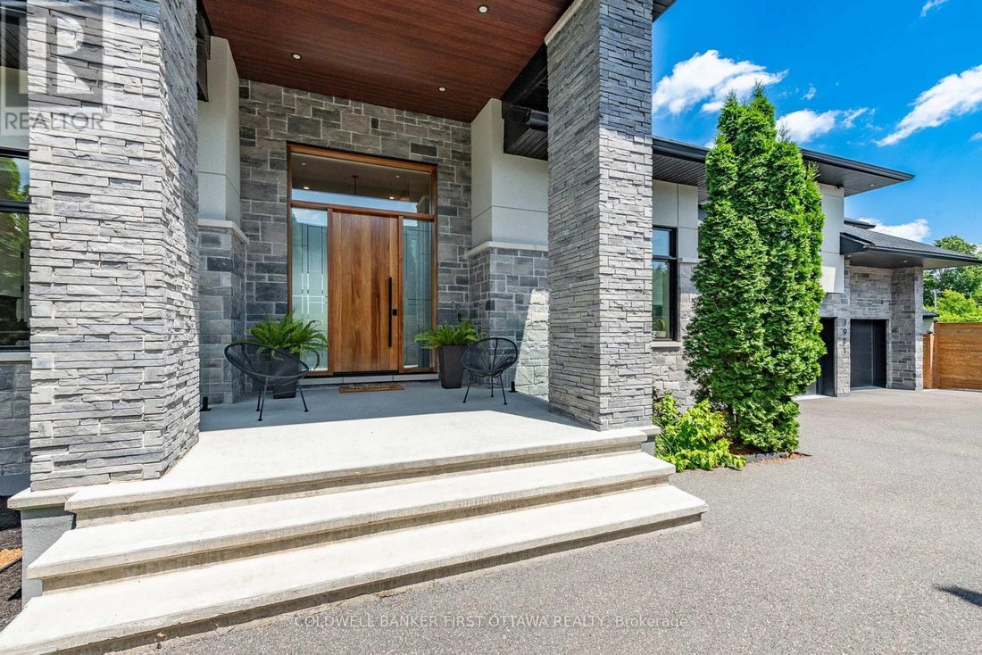 House in Ottawa, Ontario, Canada 3 - 17852397