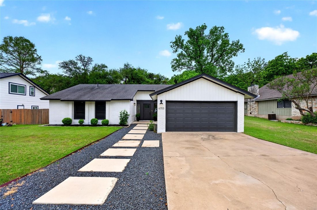 House in Austin, Texas, United States 3 - 17659611