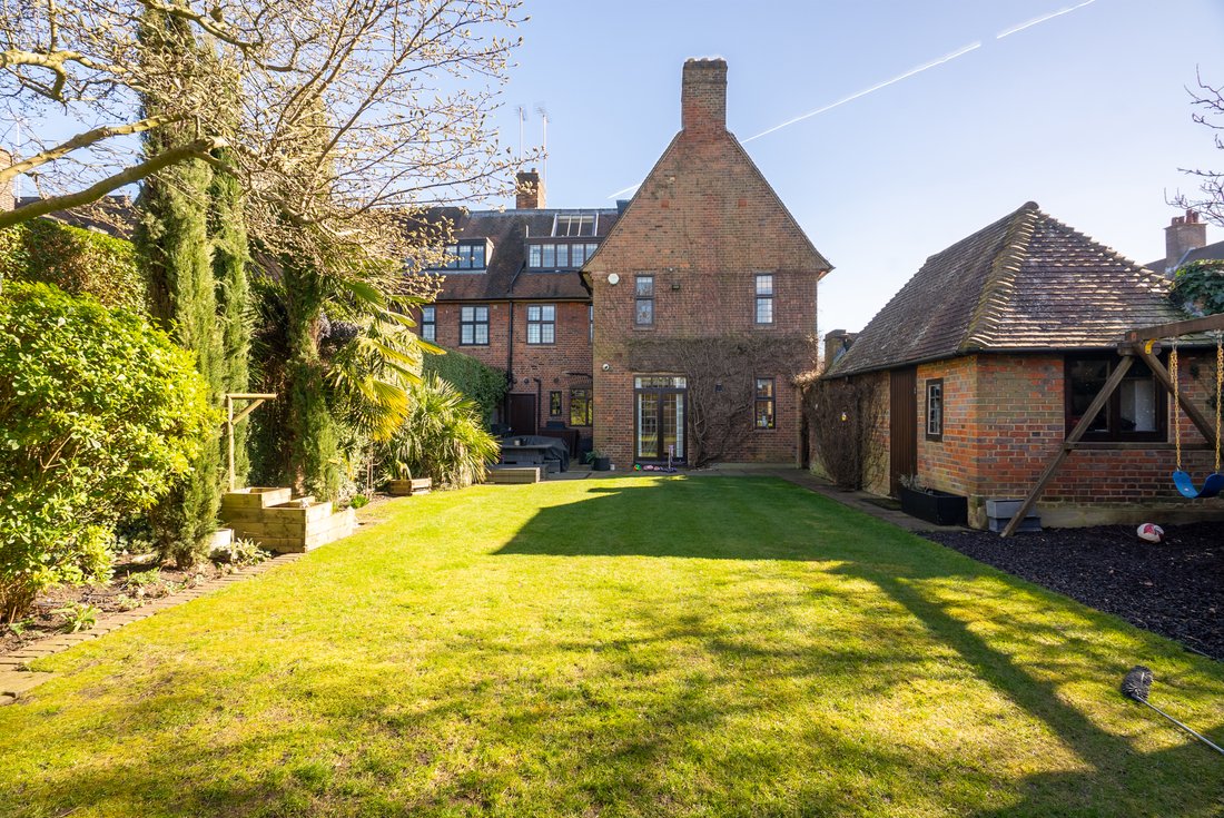 House in Temple Fortune, Barnet, England 5 - 16772421