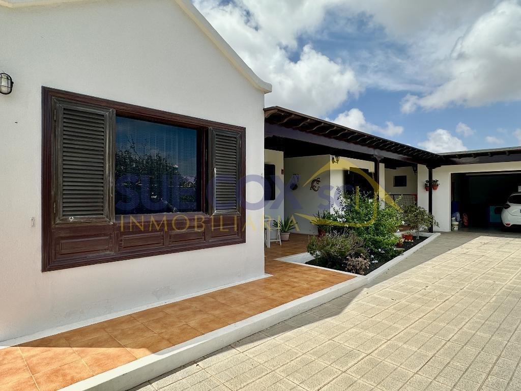 Finca in San Bartolome, Canary Islands, Spain 3 - 17856317