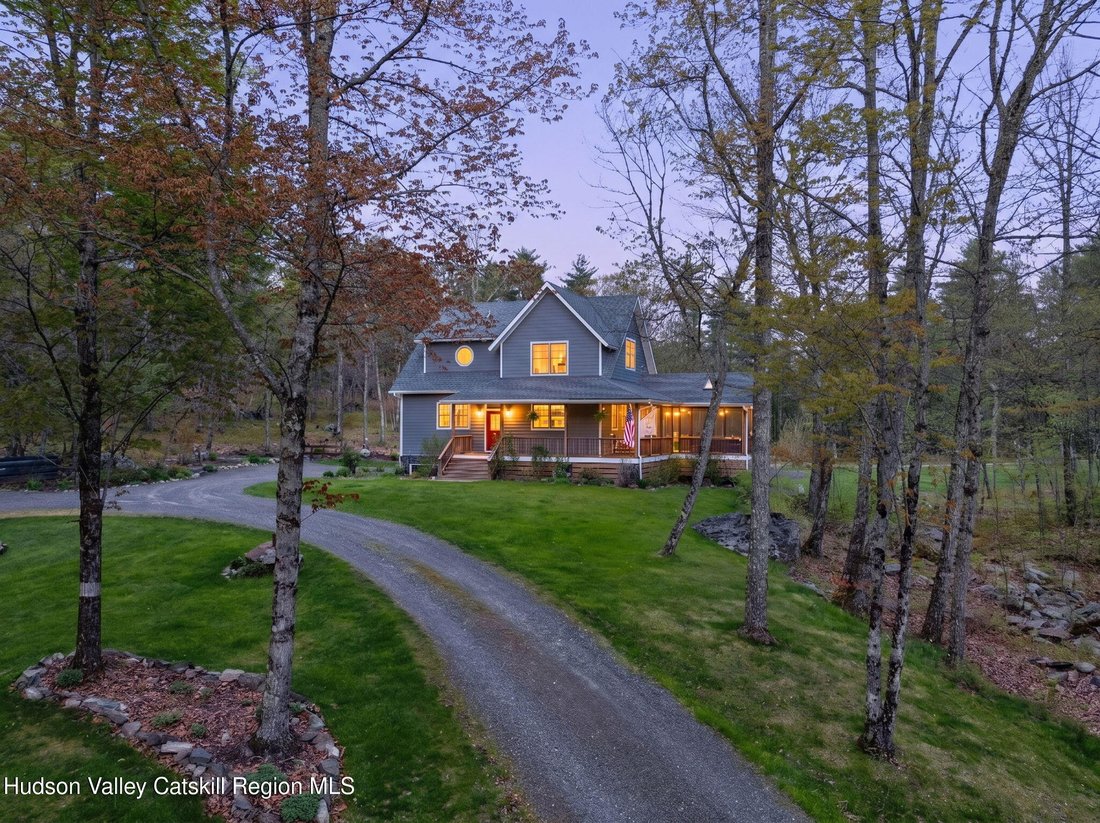 House in Accord, New York, United States 1 - 17332717