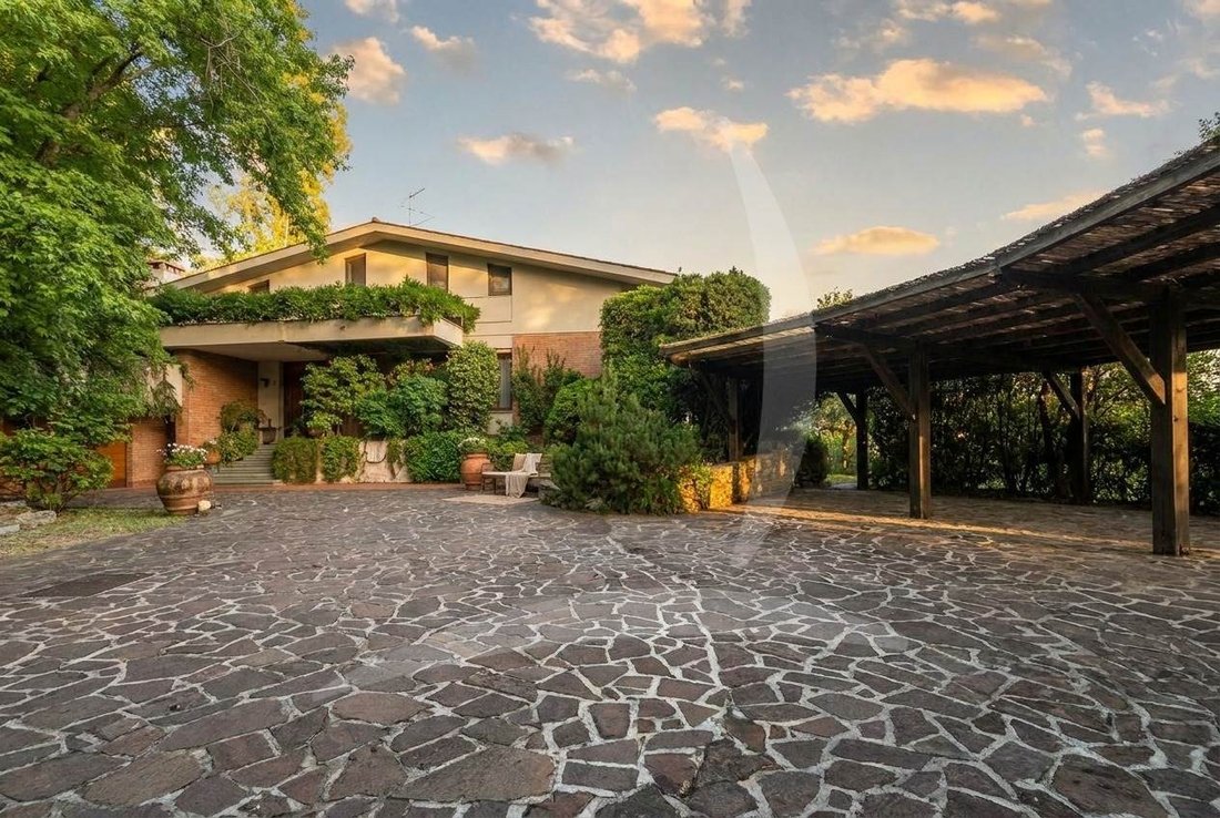 Villa in Area Monte San Quirico - Sant'Alessio, Lucca, Tuscany 5 - 16948584
