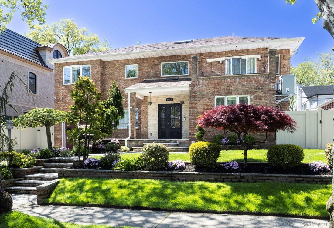 House in New York, New York, United States 1 - 17854940