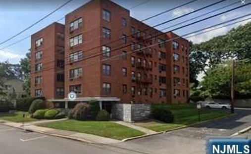 Condo in Fort Lee, New Jersey, United States 1