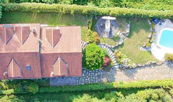 Villa en Ranco, Lombardía, Italia 1