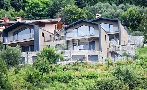 Apartment in Domaso, Lombardy, Italy 1