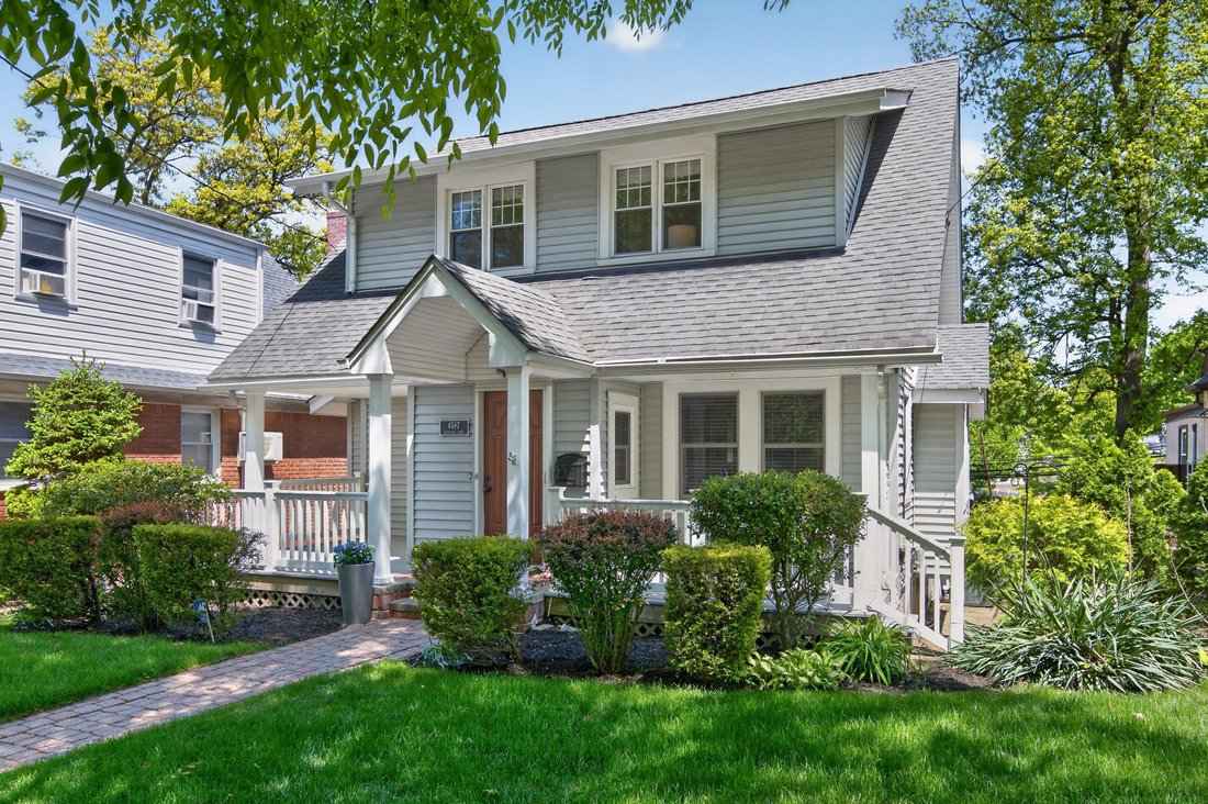 House in New York, New York, United States 4 - 17852440