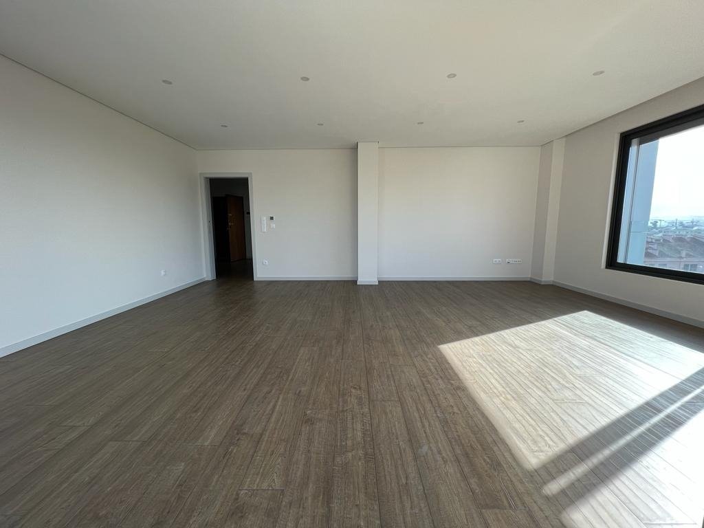Apartment in Cedofeita, Santo Ildefonso, Se, Miragaia, Sao Nicolau e Vitoria, Porto District, Portugal 2 - 17856316
