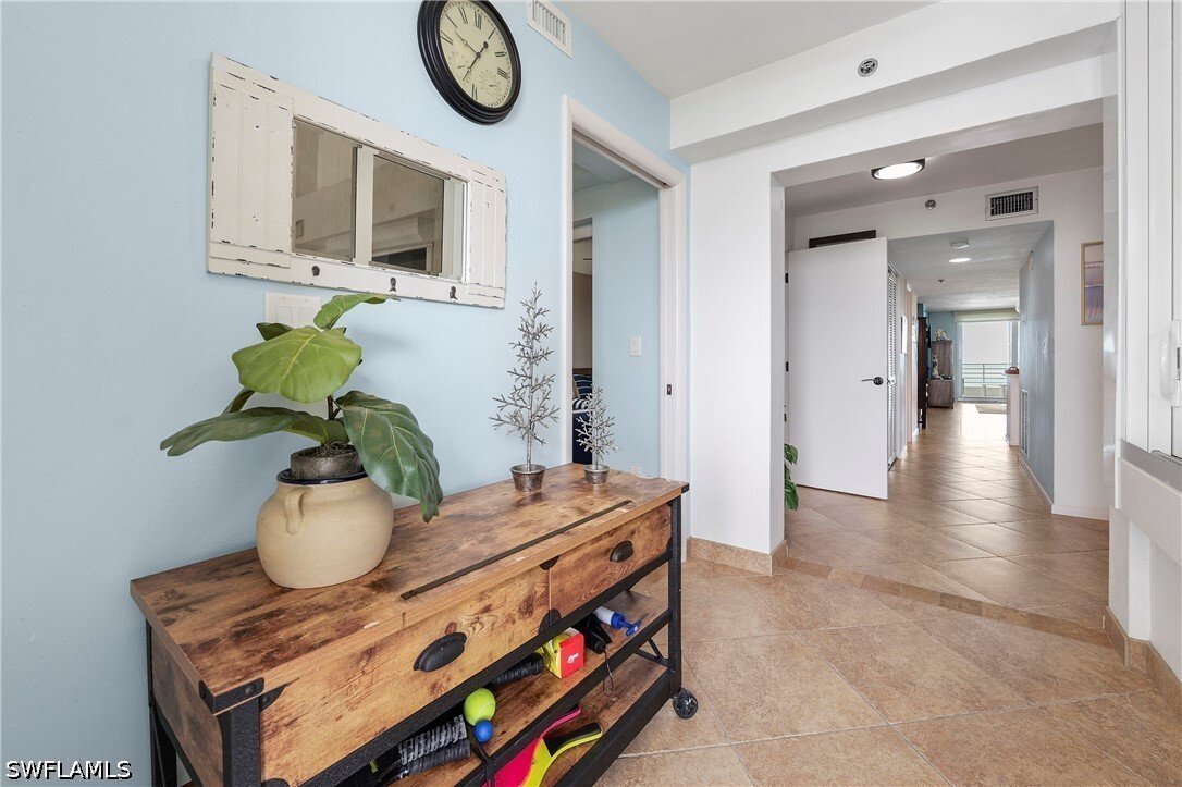 Condo in Marco Island, Florida, United States 5 - 17396056